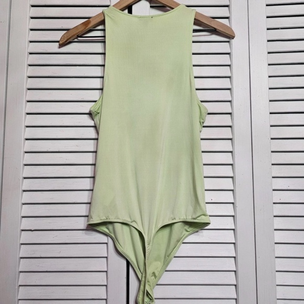 Express Body Contour Thong Bodysuit Lime Green Women's Size‎ Medium - Picture 5 of 10